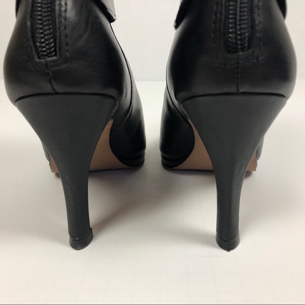 AdrienneVittadini Jael Folded Cuff Bootie - Picture 12 of 15